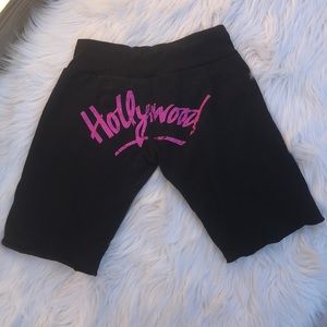 Derek heart black Bermuda’s